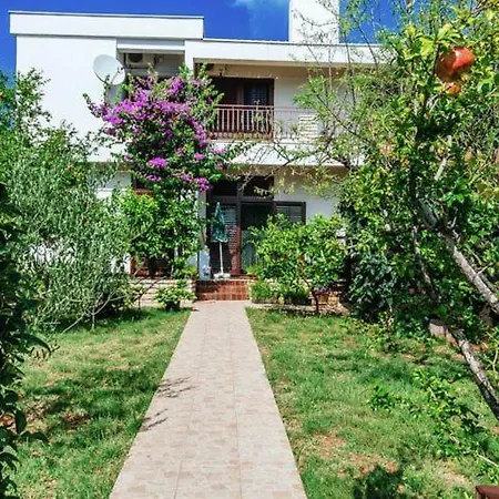 Apartment Inviting With Garden, Barbecue, Garden Furniture