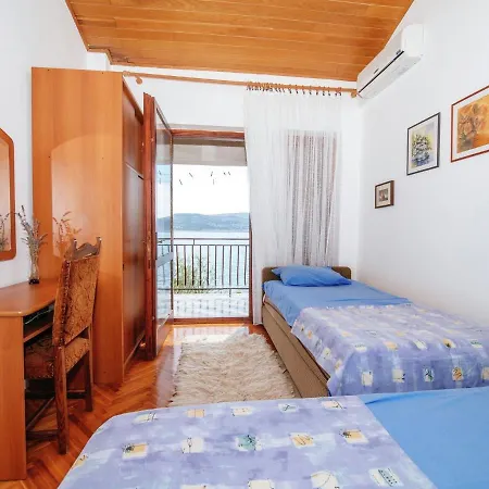 Inviting With Garden, Barbecue, Garden Furniture Stari Grad (Hvar)