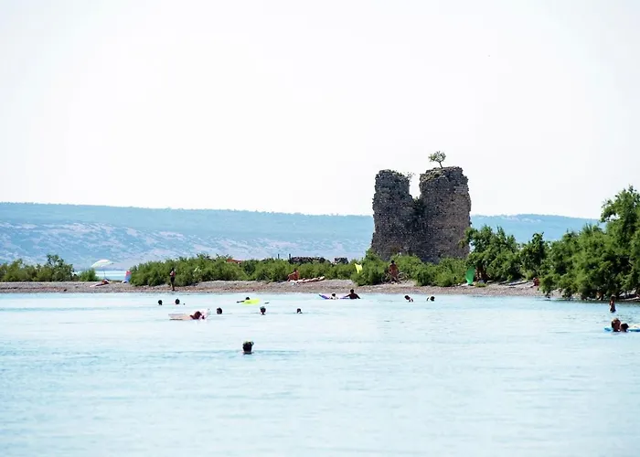Διαμέρισμα Inviting Apartment With Garden, Barbecue, Garden Furniture Stari Grad (Hvar)
